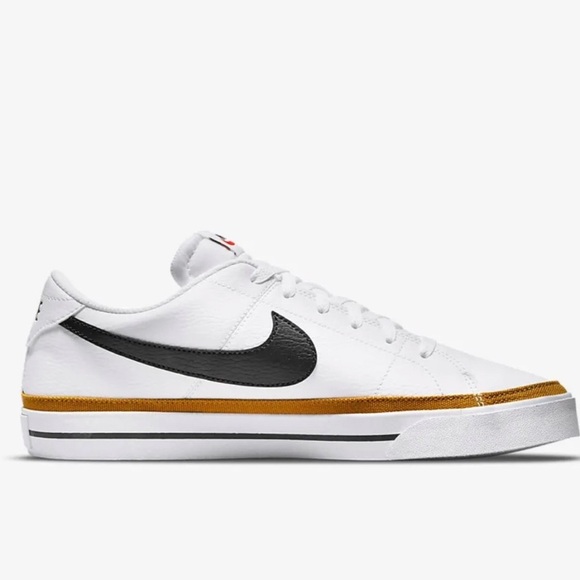 Nike Shoes - NWT NIKE COURT LEGACY
